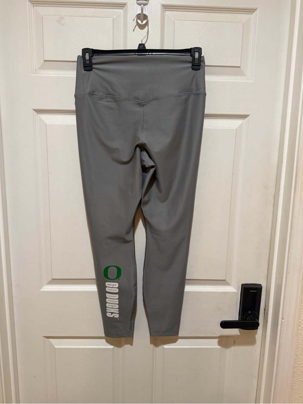 Nike Gray Performance Leggings with Oregon Go Ducks on the back leg